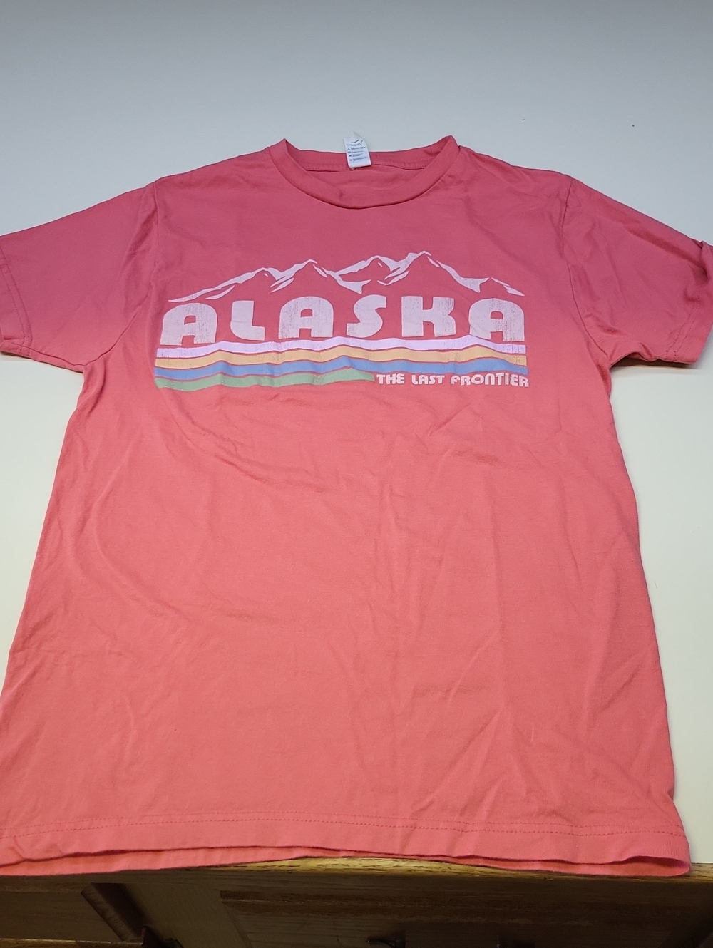 Alaska Graphic Tee - Coral Pink